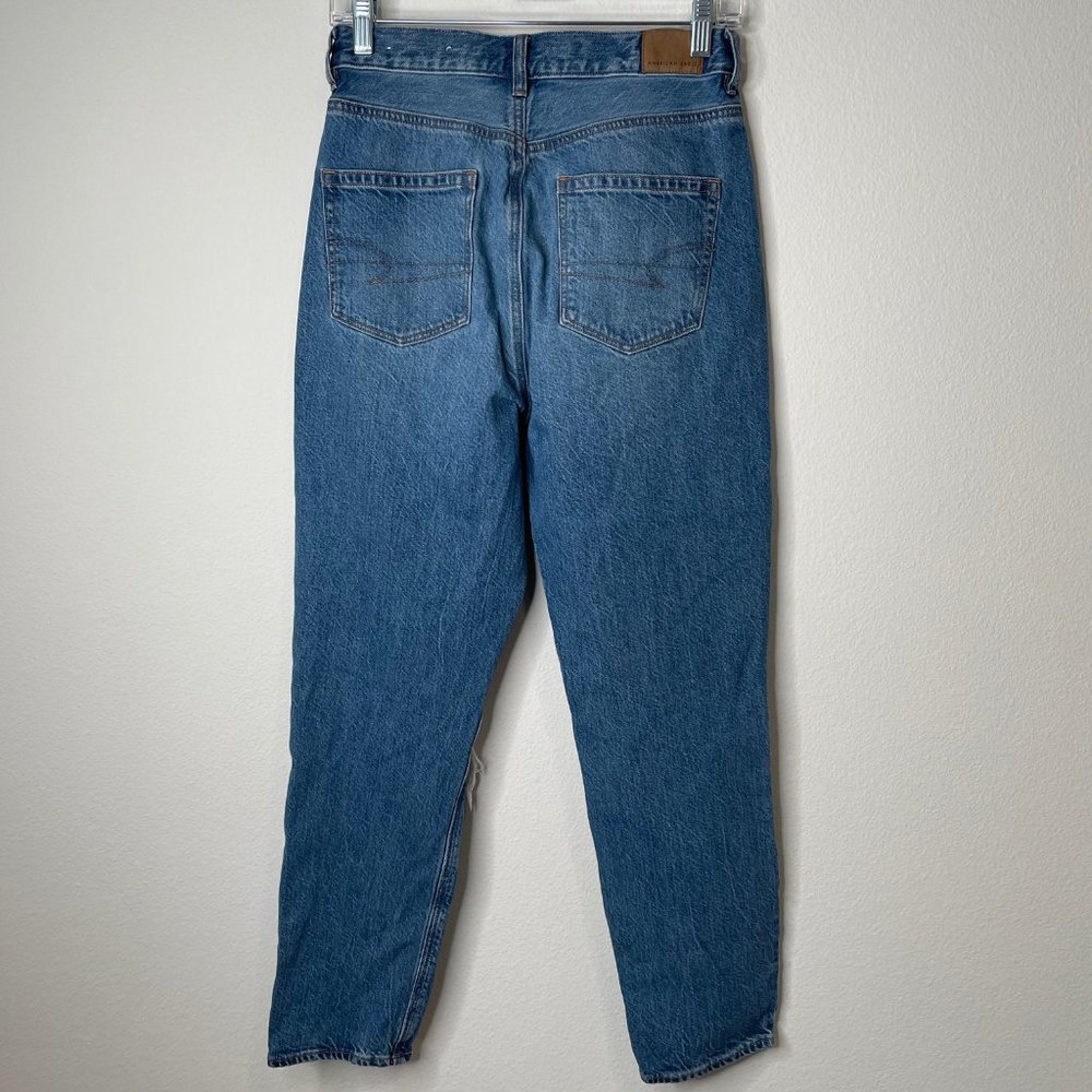American Eagle Highest Rise Mom Jeans Destroyed Destructed Medium Blue Wash - Picture 4 of 11